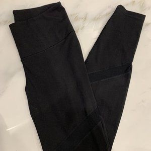 Old Navy Active Black Mesh Leggings (Large)